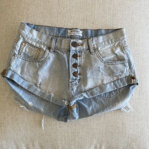 One Teaspoon Denim Shorts.
